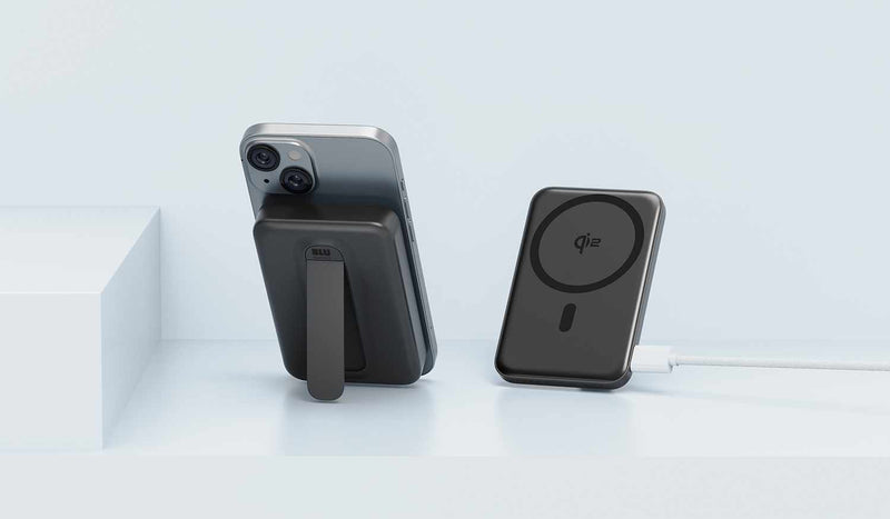 Blu Element Qi2 Wireless Power Bank with Kickstand 10K Black