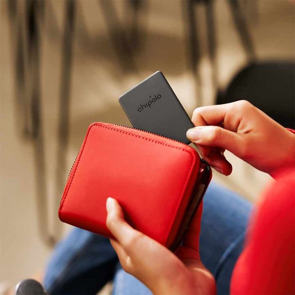 Chipolo Spot BUNDLE (Works with the Apple Find My Network) (Card Spot and One Spot) Black