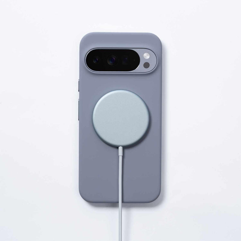 GA10043WW Pixelsnap Qi2 Charger Grey