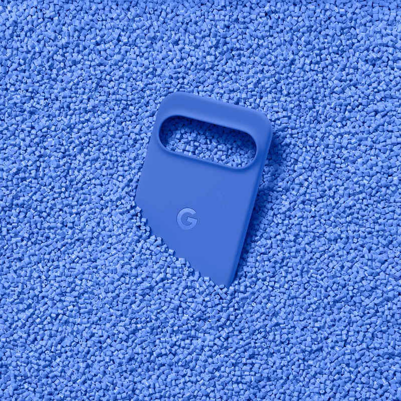 GA09841WW Pixelsnap Silicone Case w/Magnets Pixel 10/10 Pro Indigo