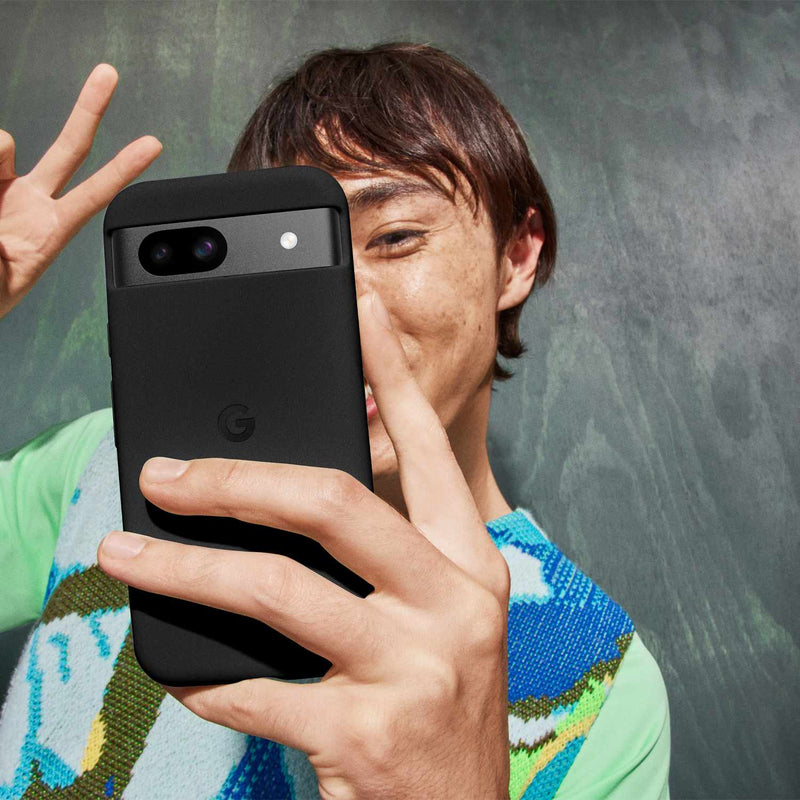 GA05487WW Silicone Case Pixel 8a Obsidian